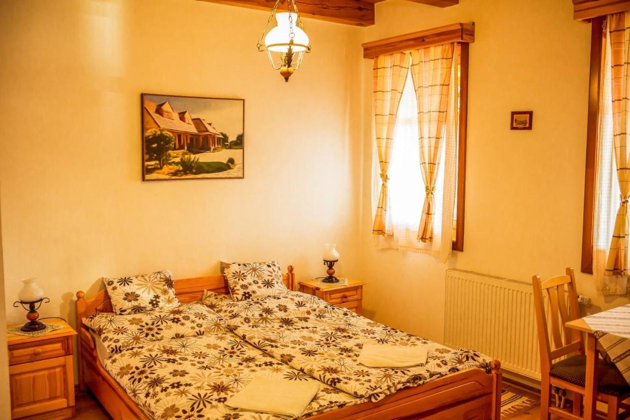 Nosztalgia Vendeghaz Hotel Zalaegerszeg Luaran gambar