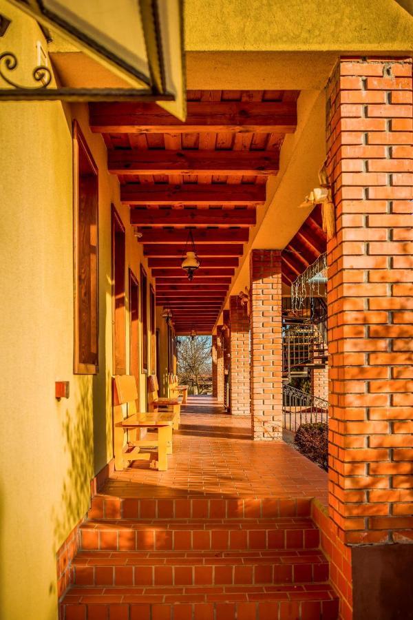 Nosztalgia Vendeghaz Hotel Zalaegerszeg Luaran gambar